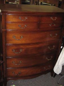 Antique Style Mahogany Bedroom Set Triple Chest