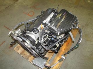 2001 2005 Honda Civic 1 7L D17A vtec Engine Motor Auto Transmission JDM D17A2