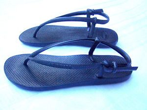 havaianas with back strap